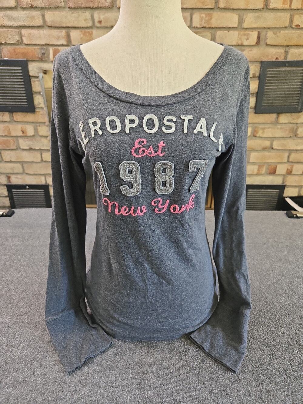 Aeropostale Y2K 2010 Long-Sleeve Graphic Shirt Womans Sz Lg Bella Swan Mallcore